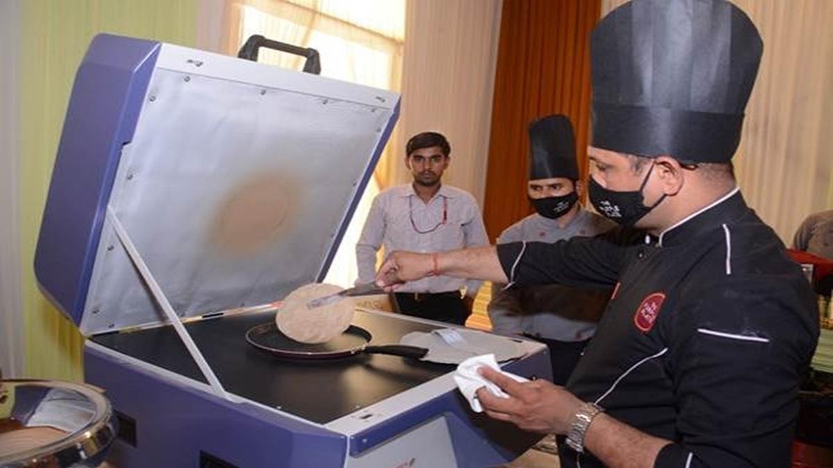 LPG संकट के बीच बड़ा समाधान: क्या सोलर कुकिंग सिस्टम बदल देगा आपकी रसोई ?