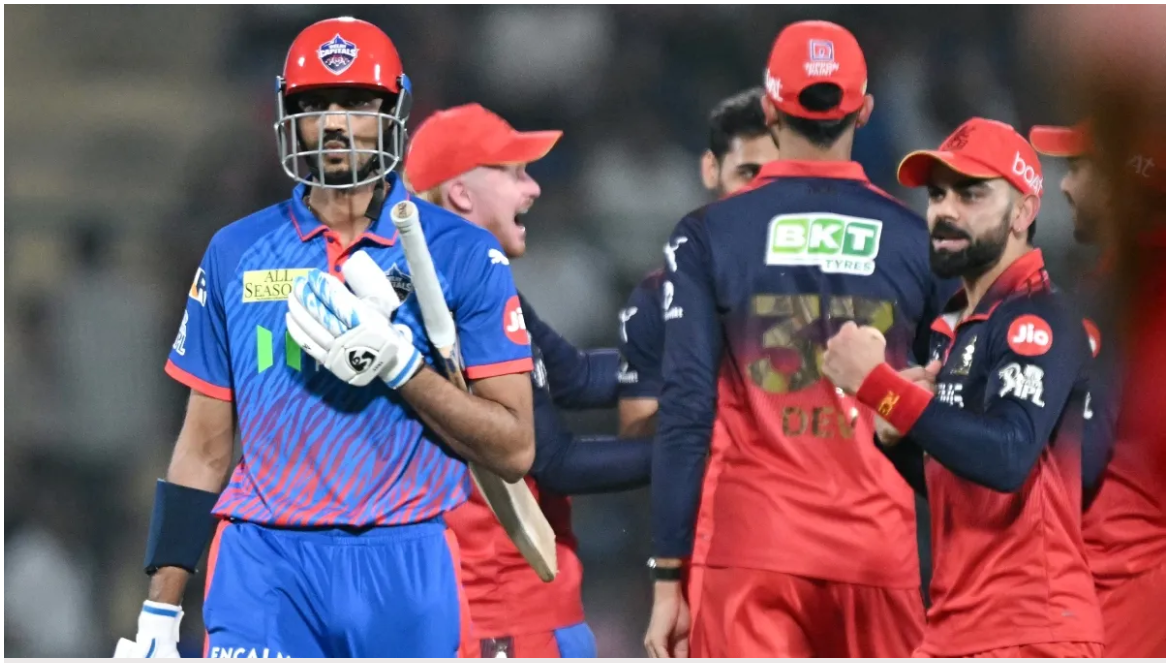 🏏 48 घंटे में दो बार ढही टीम: अक्षर पटेल का बड़ा बयान—“समझ नहीं आ रहा क्या हुआ”