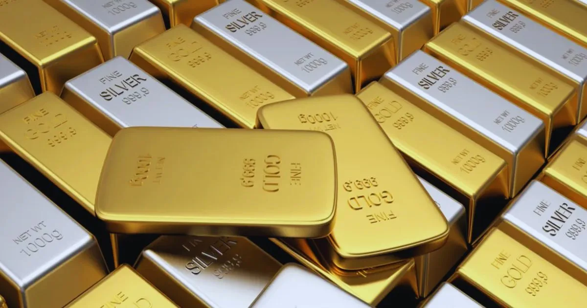 💰 सोना-चांदी में बड़ा झटका! चांदी ₹4200 तक गिरी, गोल्ड भी फिसला—जानें क्यों बदला ट्रेंड